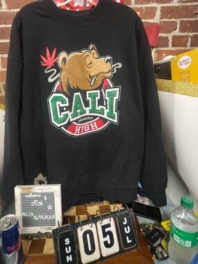 Streetwise, featuring a "Cali High" graphic.